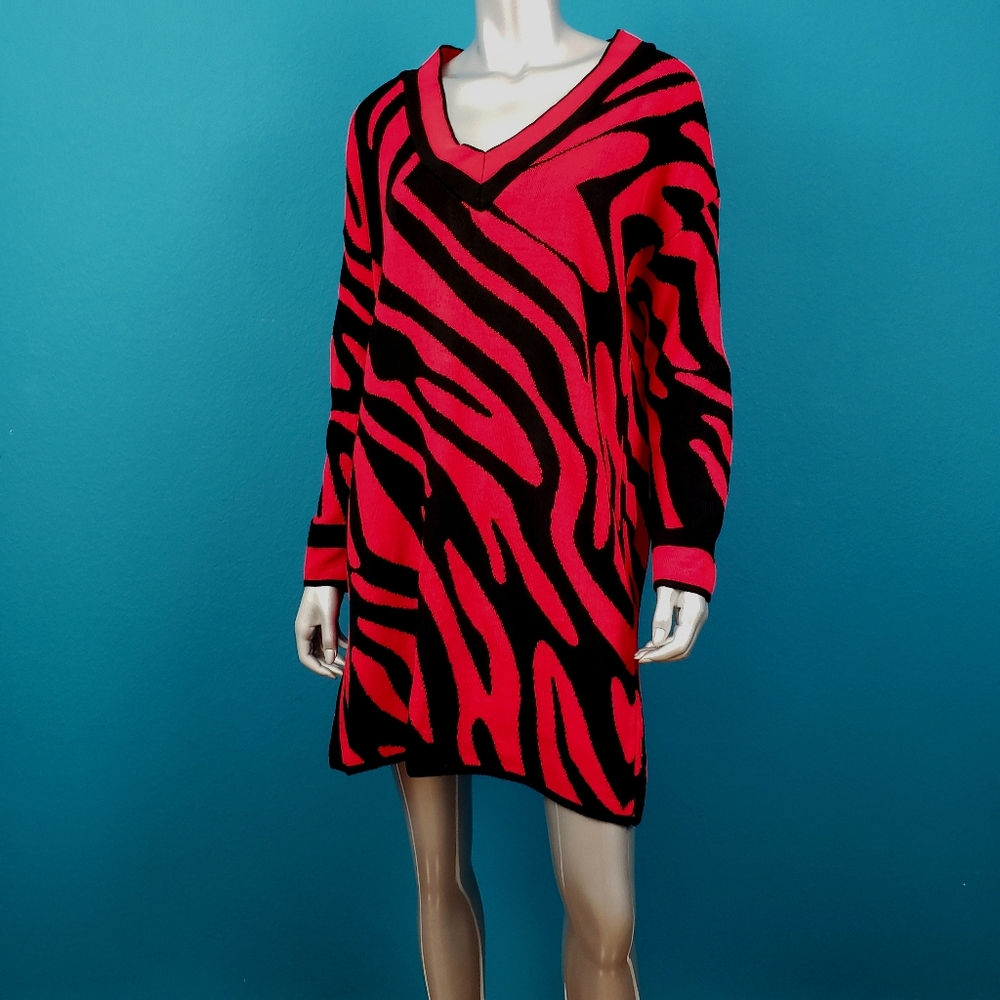 🆕️🔴🦓 NASTY GAL Oversized Zebra Sweater Dress // (NWT)